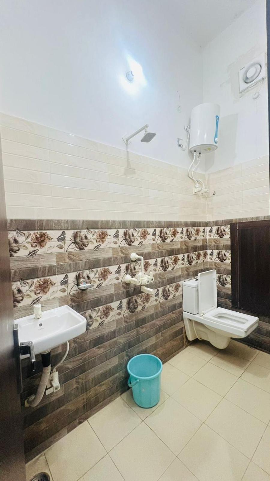Hotel Rudra Residency Near Railway Station Mathura Ngoại thất bức ảnh